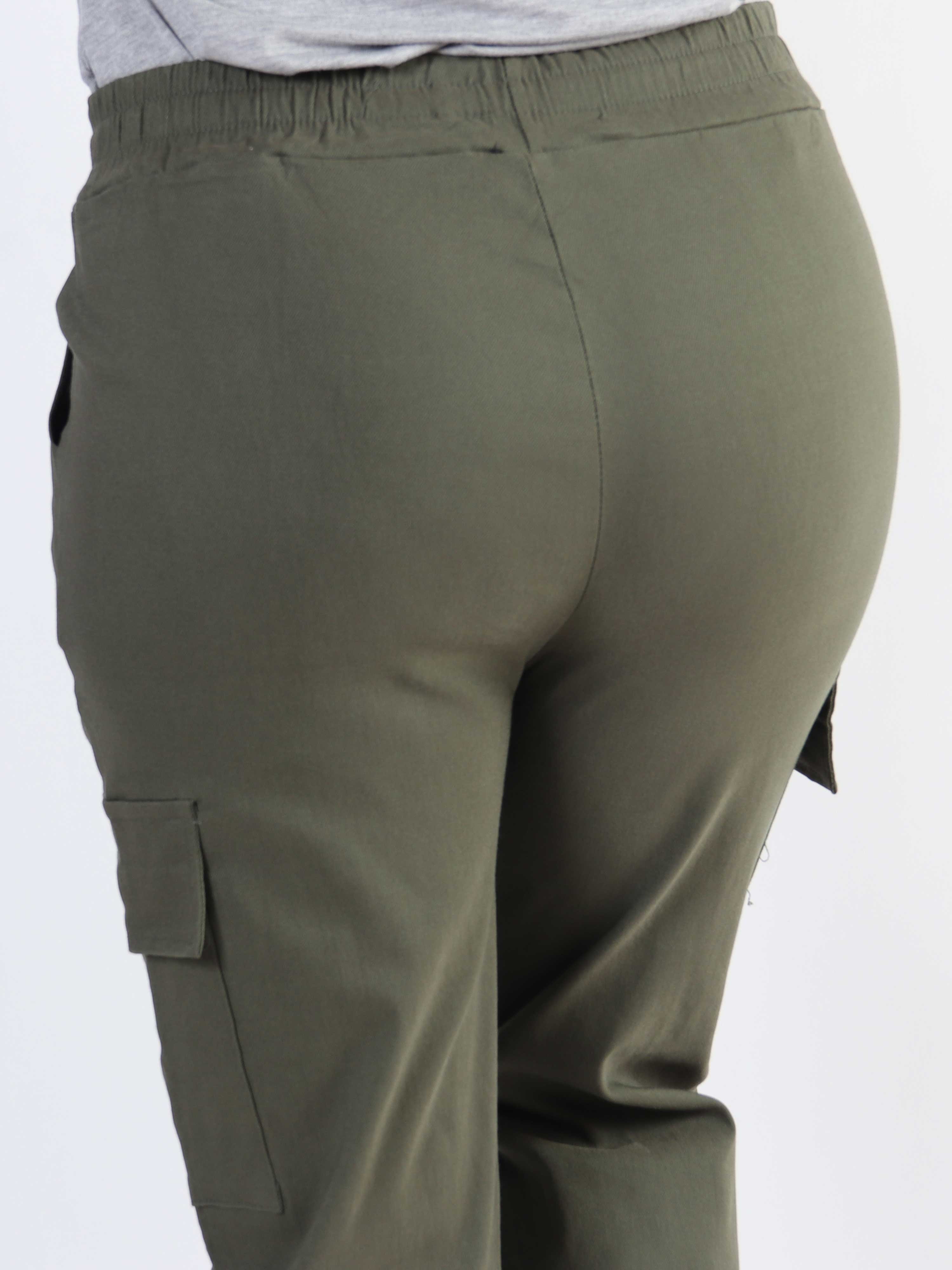 Denise Cargo - Cool byxa med sidofickor och resår i midjan